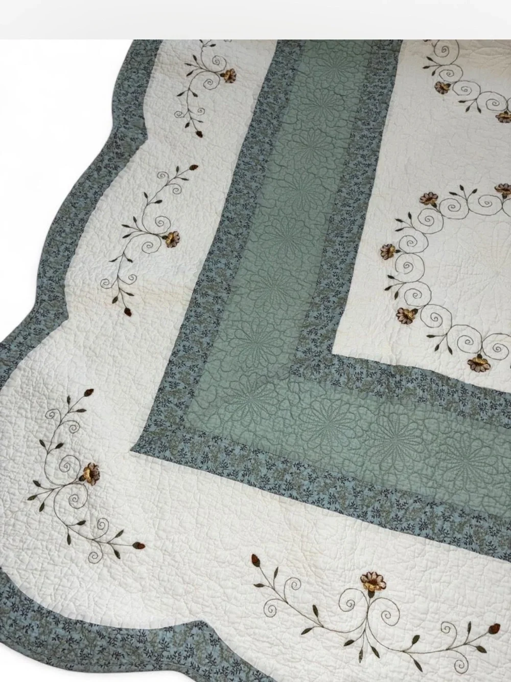 Home Classics Green and White Embroidered Quilt